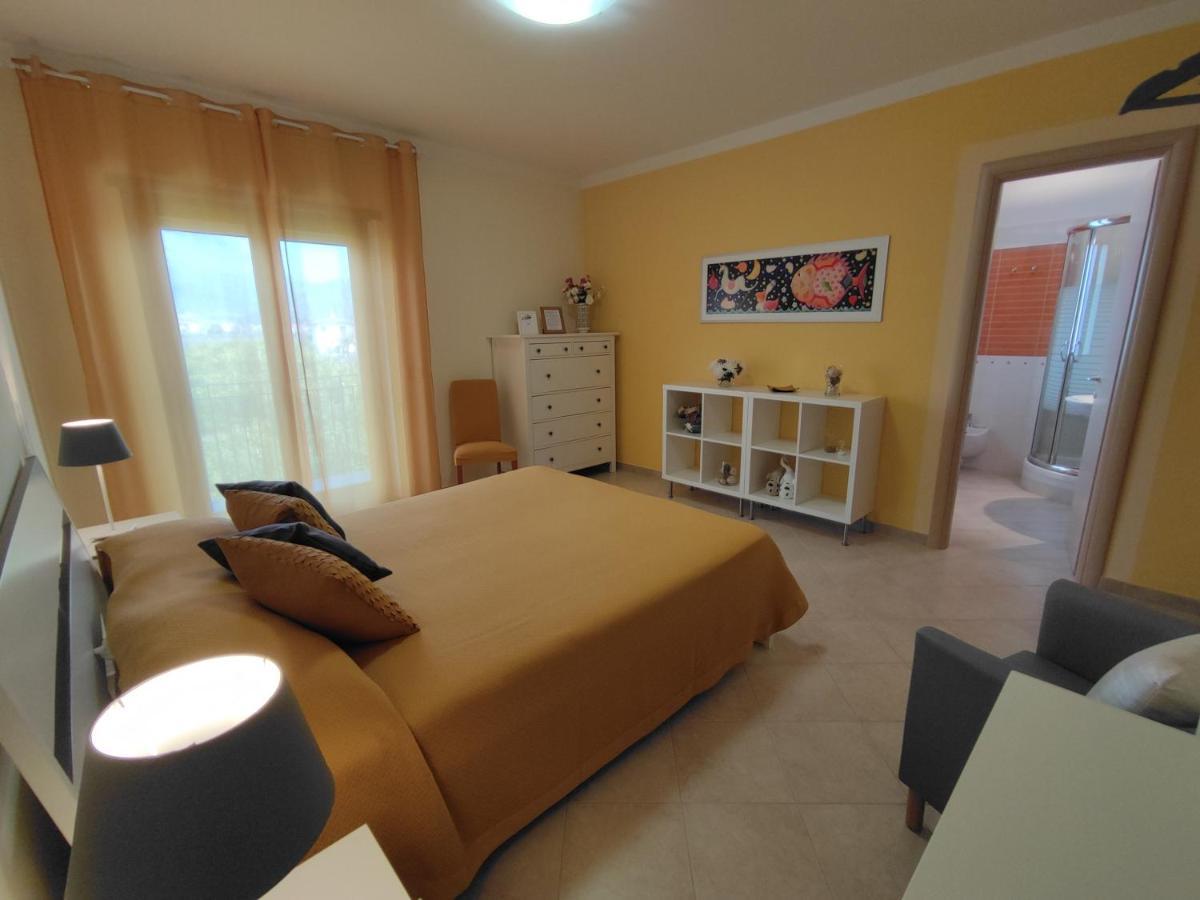 Bed and Breakfast Il Giardino delle Zagare Fondi Esterno foto